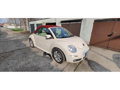 VOLKSWAGEN NEW BEETLE 2.0