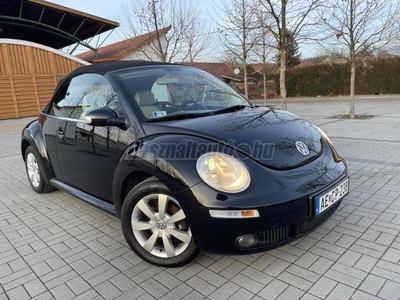 VOLKSWAGEN NEW BEETLE Cabrio 1.6