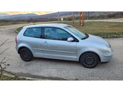 VOLKSWAGEN POLO IV 1.2 55 Trendline