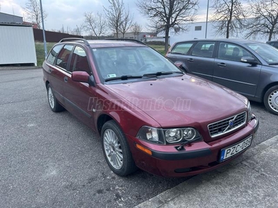 VOLVO V40 1.9 D