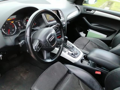 AUDI Q5 3.0 TDI DPF quattro S-tronic