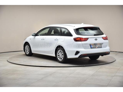 KIA CEE'D Ceed SW 1.6 CRDi LP Silver MAGYAR 1.TUL-LED-APP-Ü+K.FŰTÉS-KAMERA-SÁVTARTÓ-TEMPOMAT-86e KM!