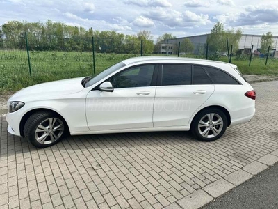 MERCEDES-BENZ C 220 T d 4Matic 9G-TRONIC