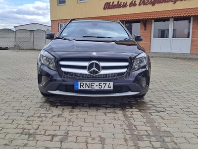 MERCEDES-BENZ GLA 200 CDI d Style