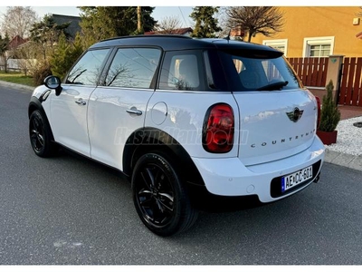 MINI COUNTRYMAN Cooper1.6 (Automata) Cooper CarPlay tolatókamera