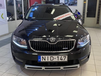 SKODA OCTAVIA Combi 2.0 CR TDI SCOUT 4x4 DSG NAVI-XENON. 1 év GARANCIA!