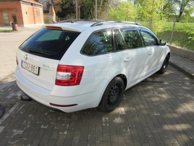 SKODA OCTAVIA Combi 2.0 CR TDI Style Euro 6