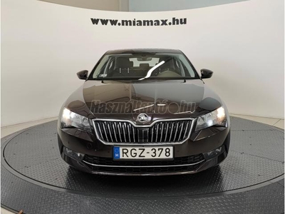 SKODA SUPERB 2.0 TDI SCR Ambition DSG magyar. 1 tulaj. márkaszervizben szervizelt. ÁFA tartalmas számla