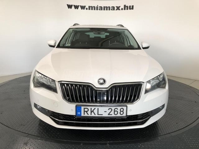 SKODA SUPERB Combi 2.0 TDi SCR Ambition DSG7 Nagy Szerviz magyar. 1 tulaj. sérülésmentes. szervizkönyves. ÁFA-s