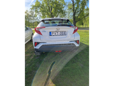 TOYOTA C-HR 1.2T Active (ülésfűtéssel)