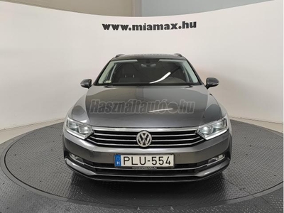 VOLKSWAGEN PASSAT VIII Variant 2.0 TDI BMT Comfortline DSG LED ACC Navi magyarországi. vezetett szervizkönyves. sérülésmentes