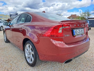 VOLVO S60 3.0 T6 AWD Momentum Geartronic 304 LE / MAGYARORSZÁGI / SZERVÍZKÖNYV / GARANCIA /