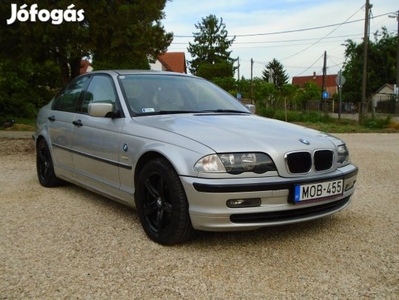 BMW 320d Jó motorral.klímával.könnyűfémfelnikkel