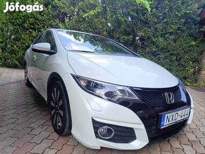 Honda Civic 1.4 Elegance Navi Gyönyörű!74797km!