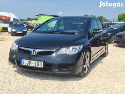 Honda Civic 1.8 Es MO-I Digit Klíma Friss Műsza...