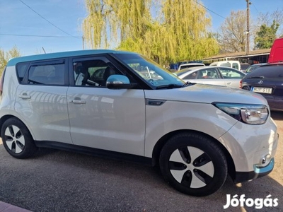 KIA Soul EV CVT