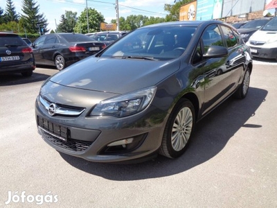 Opel Astra J 1.4 T Enjoy 120ekm. végig vezetett...