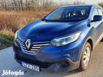 Renault Kadjar 1.2 TCe Energy Life friss vizsgával