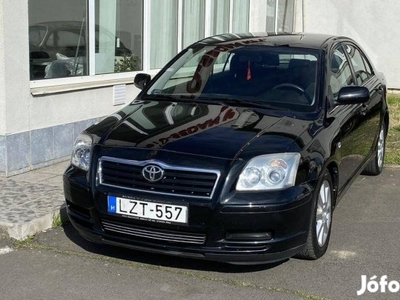 Toyota Avensis 1.6 Liftback Magyarországi