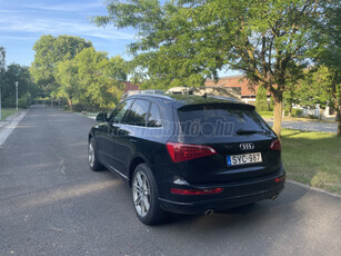 AUDI Q5 3.0 TDI DPF quattro S-tronic S-Line