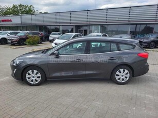 FORD FOCUS 1.5 PFi Titanium (Automata)