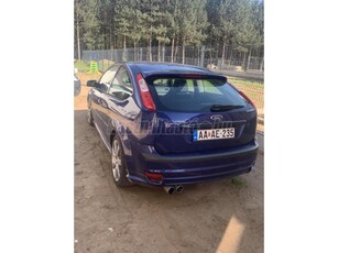 FORD FOCUS 2.0 Sport