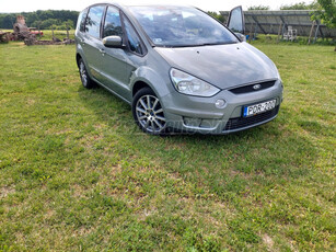 FORD S-MAX 2.0 TDCi Titanium