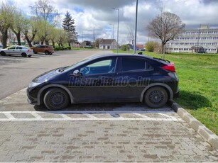 HONDA CIVIC 1.8 Sport