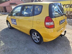 HONDA JAZZ 1.2 S Cool VÉGIG HONDA SZERVÍZBEN SZERVIZELT!