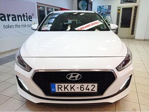 HYUNDAI I30 1.6 CRDi MP Life 1év GARANCIA-SÁVTARTÓ-KOCCANÁS GÁTLÓ