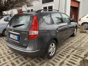 HYUNDAI I30 2.0 CW 2.0 Benzines