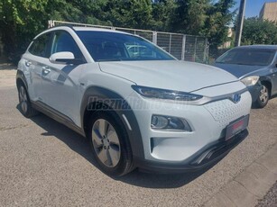 HYUNDAI KONA EV 39kWh Comfort 3 FÁZ./HŐSZIV./KÖV.TEMP/HOLTÉR.FIGY/SÁVT/PDC/KEY/AND/APP