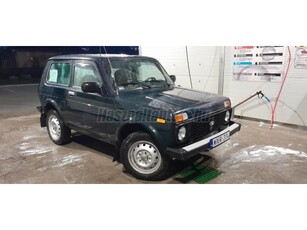 LADA 4X4 M2121