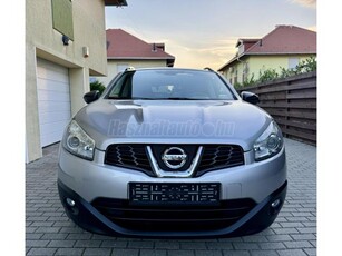 NISSAN QASHQAI 1.6 Tekna 1.-tulaj/Digit.Klíma/Panorámatető/360 kamera/Navi/Szervizkönyv // 78.000 km //