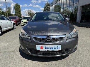 OPEL ASTRA J 1.4 Essentia