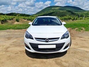 OPEL ASTRA J 1.6 Enjoy