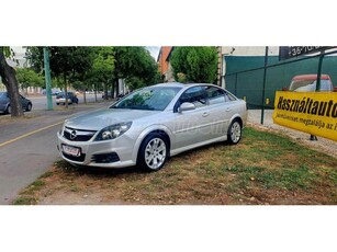 OPEL VECTRA 1.9 CDTI Sport Navi.multi kormány.ülésfűtés.parkradar elöl hátul.tempomat.elektromos napfénytet