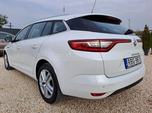 RENAULT MEGANE Grandtour 1.5 dCi Limited / GYÖNGYHÁZ FÉNYEZÉS / ÁFÁS / MAGYARORSZÁGI / 1 TULAJ / SZERVÍZKÖNYV / GARANCIA