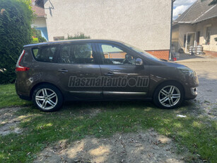 RENAULT SCENIC Scénic 1.6 dCi Stop&Start Privilege