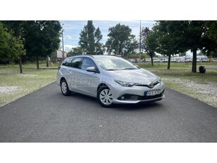 TOYOTA AURIS Touring Sports 1.33 Live (NVX-938) ELSŐ TULAJDONOSTÓL! 1 ÉV GARANCIÁVAL!