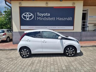 TOYOTA AYGO 1.0 x-play + style + connectivity