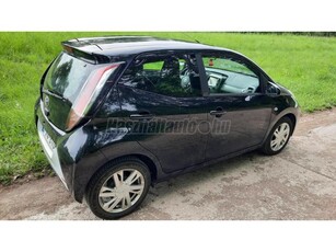 TOYOTA AYGO 1.0 x+comfort AB1