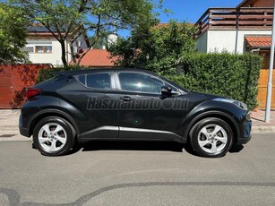 TOYOTA C-HR 1.2T Executive 4WD CVT 88800km Összkerék.Tábla Felismerő. Fekete metál