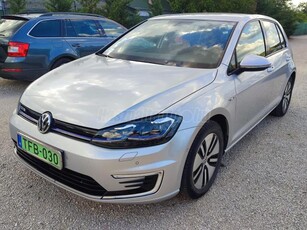 VOLKSWAGEN GOLF VII e-Golf Hőszivattyús.Sérülésmentes!