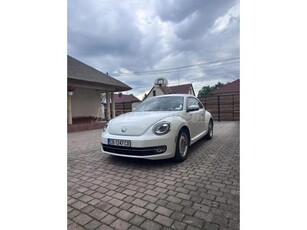 VOLKSWAGEN NEW BEETLE