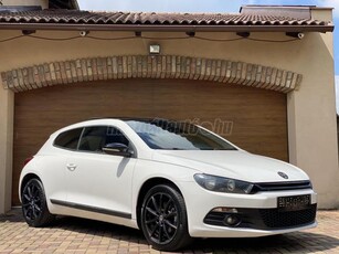 VOLKSWAGEN SCIROCCO 2.0 CR TDI Gyönyörű állapotú/Navi/Napfénytető/Alcantara/Tolatóradar/Tempomat/18' Alufelni