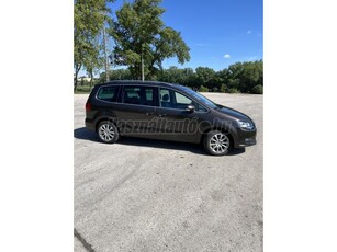 VOLKSWAGEN SHARAN 2.0 CR TDI Highline DSG [7 személy]