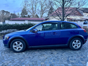 VOLVO C30 1.6 Momentum