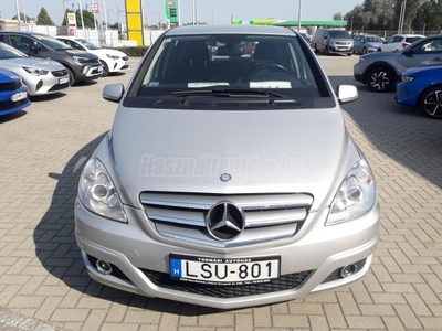 MERCEDES-BENZ B 180 Autotronic Mo-i!Vezetett szerviz könyves!