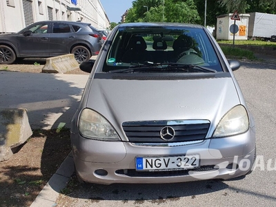 MERCEDES-BENZ GLA-osztály